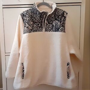 Vera Bradley Stratford Paisley Cream Teddy Fleece Pullover